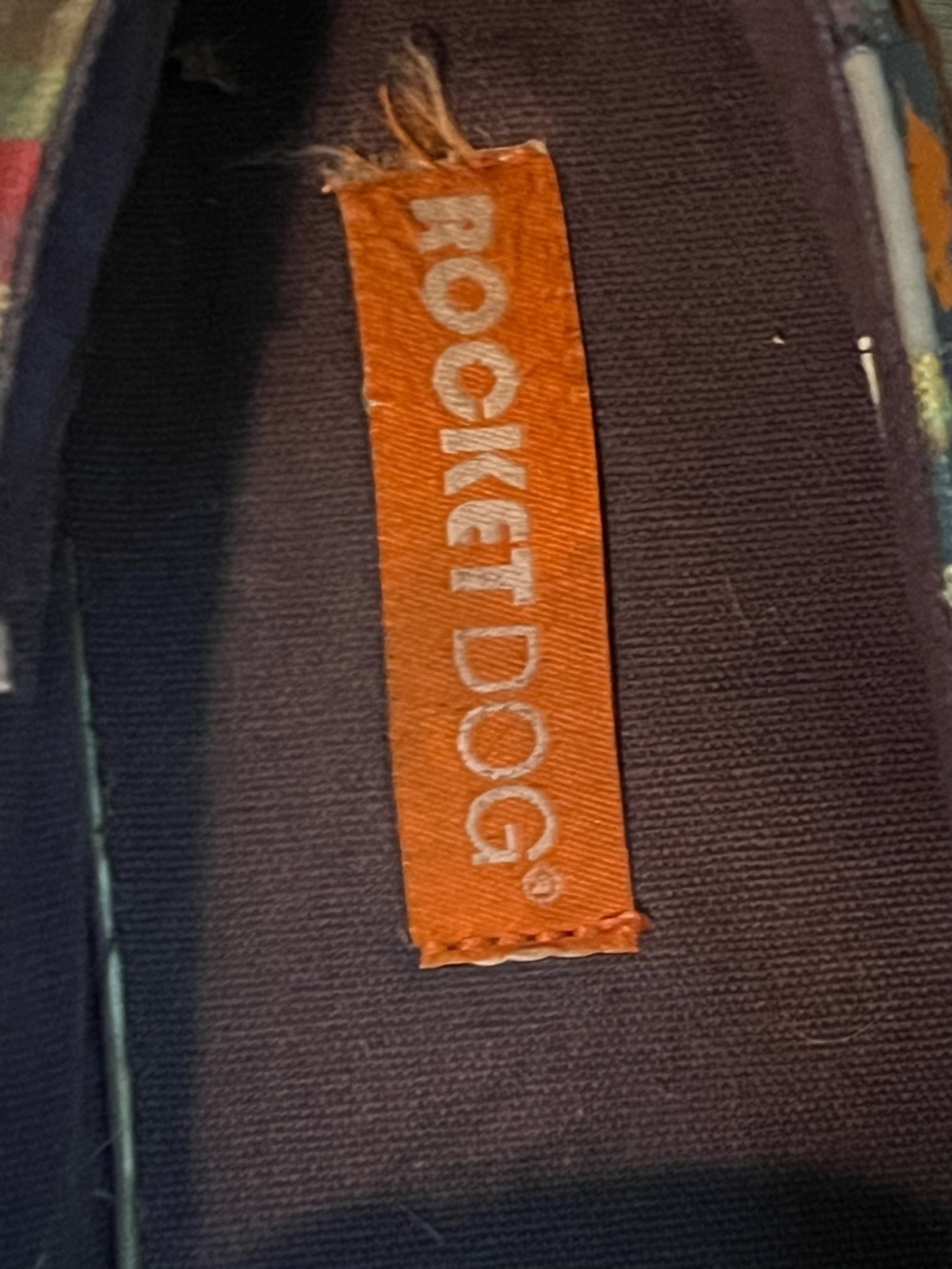 Rocket Dog Shoes

• canvas 
• slip-on
• beach vibes - Picture 2 of 5
